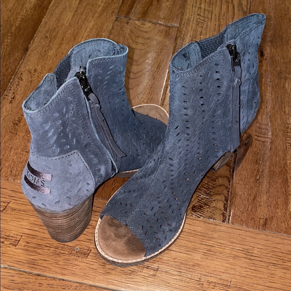 Tom’s Majorca Peep Toe Bootie Grey Suede Perforated Leaf
